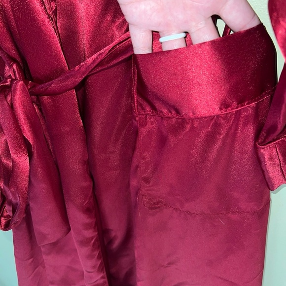 Victoria’s Secret Gold Label Long Robe in Red with Belt Large - Picture 3 of 5